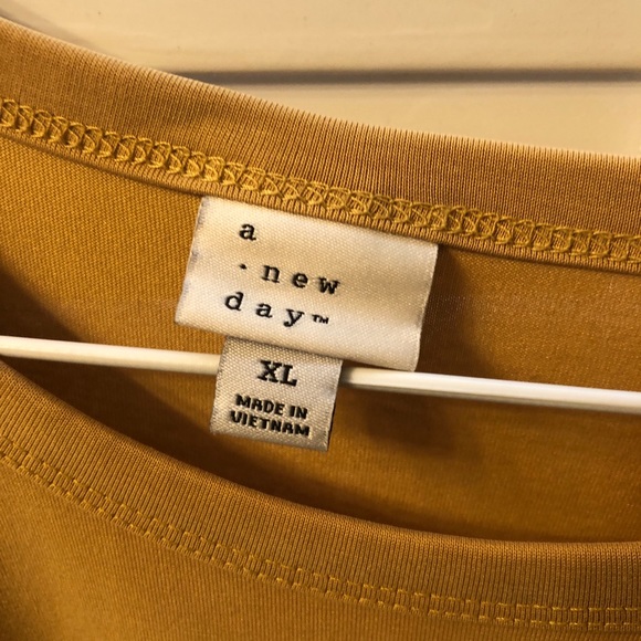 target blouse - Picture 2 of 3